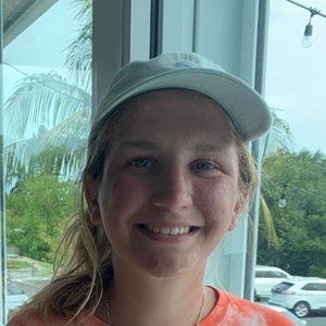 Meet your Posher, Mitzi